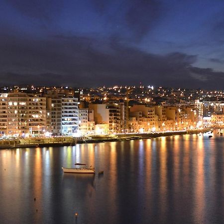 סליאמה Marvellous Apartment With Valletta And Harbour Views מראה חיצוני תמונה